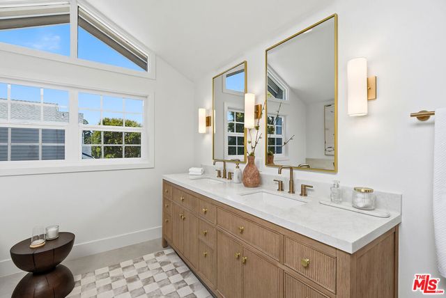 13080 Mindanao Way 95, Marina Del Rey, CA 90292