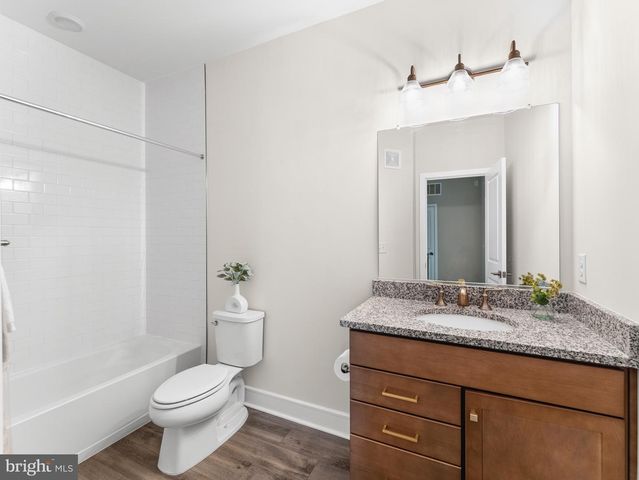 20801 LAMLASH TER, Ashburn, VA 20147