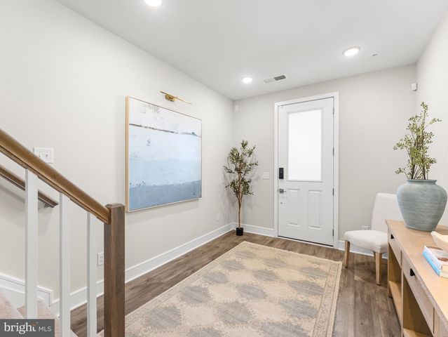 20801 LAMLASH TER, Ashburn, VA 20147