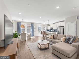 20801 LAMLASH TER, Ashburn, VA 20147