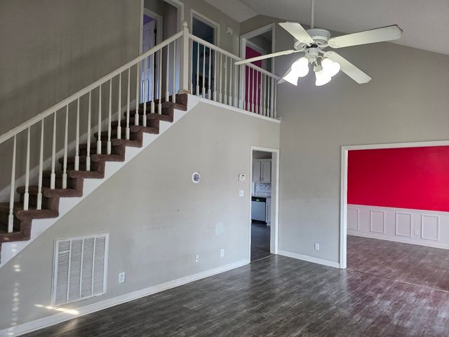 1306 Sunfield Dr, Clarksville, TN 37042