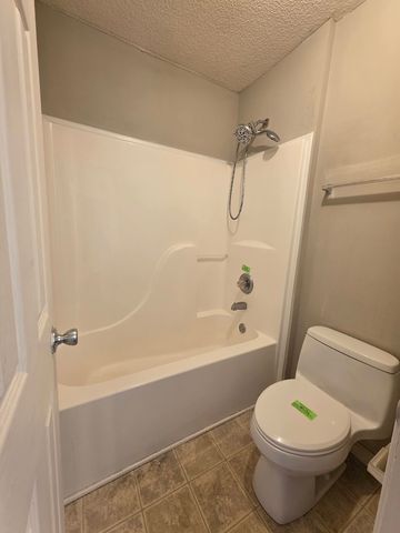 1306 Sunfield Dr, Clarksville, TN 37042
