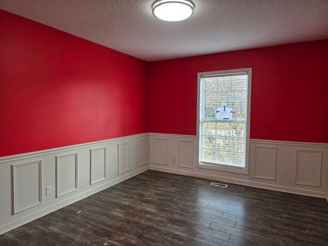 1306 Sunfield Dr, Clarksville, TN 37042