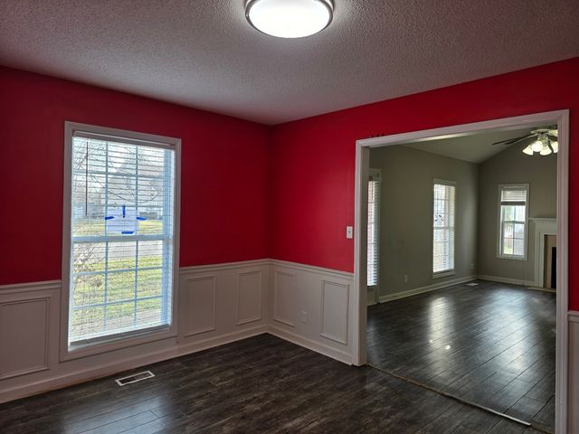 1306 Sunfield Dr, Clarksville, TN 37042