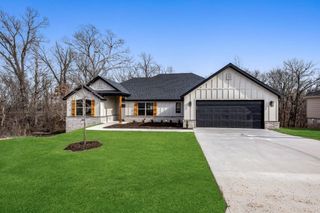 30 Taransay Drive, Bella Vista, AR 72715