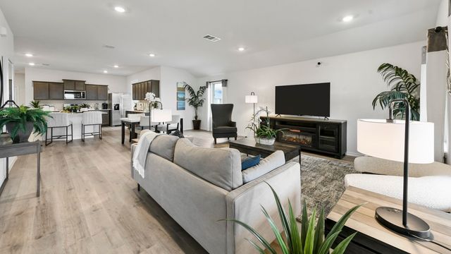1671 Mantle Road, Crandall, TX 75114