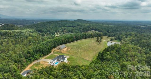 204 Violet Ridge, Lowgap, NC 27024