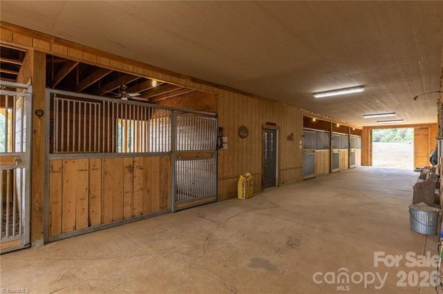 204 Violet Ridge, Lowgap, NC 27024