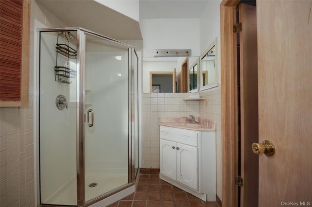 90 Cedar Avenue, Poughkeepsie, NY 12603