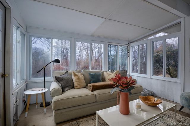 90 Cedar Avenue, Poughkeepsie, NY 12603