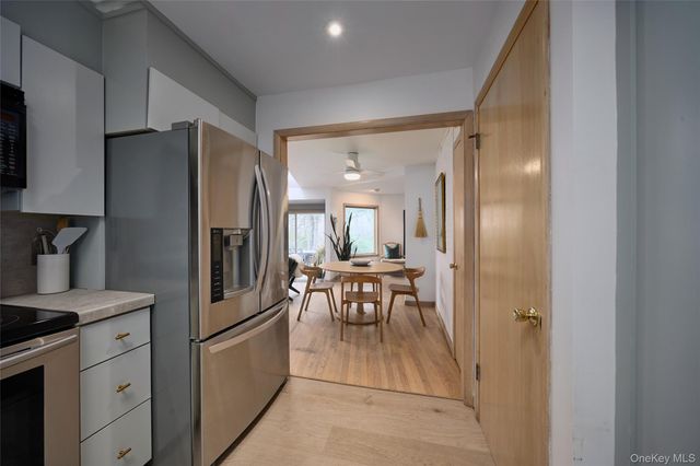 90 Cedar Avenue, Poughkeepsie, NY 12603