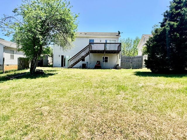 2602 Radford RD, Roanoke, VA 24012