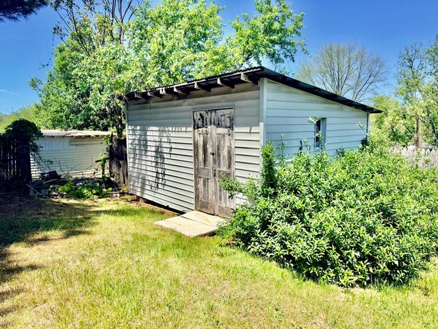 2602 Radford RD, Roanoke, VA 24012