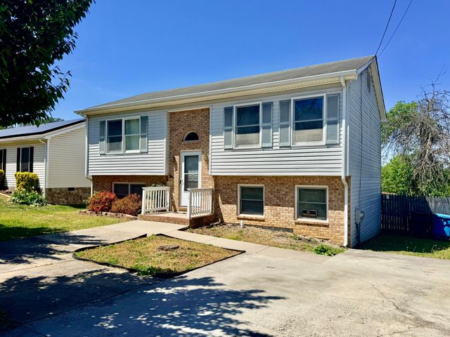 2602 Radford RD, Roanoke, VA 24012