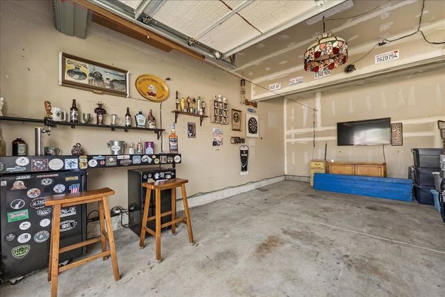 3661 Chadwick Lane, Lake In The Hills, IL 60156