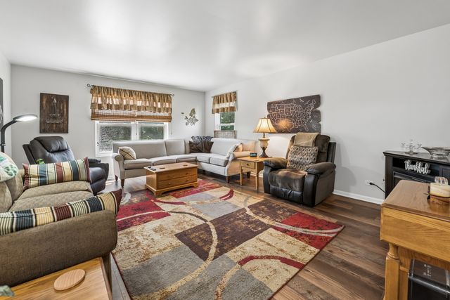 3661 Chadwick Lane, Lake In The Hills, IL 60156