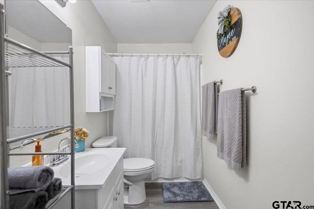 12501 Darrin Blvd, Lindale, TX 75771