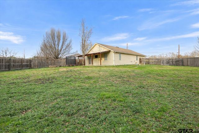12501 Darrin Blvd, Lindale, TX 75771