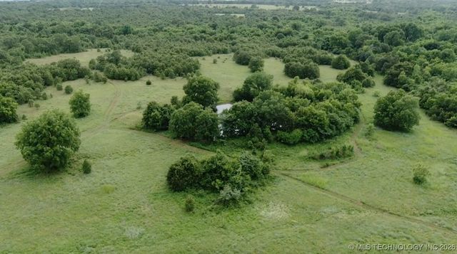 3695 No Man Road, Healdton, OK 73438