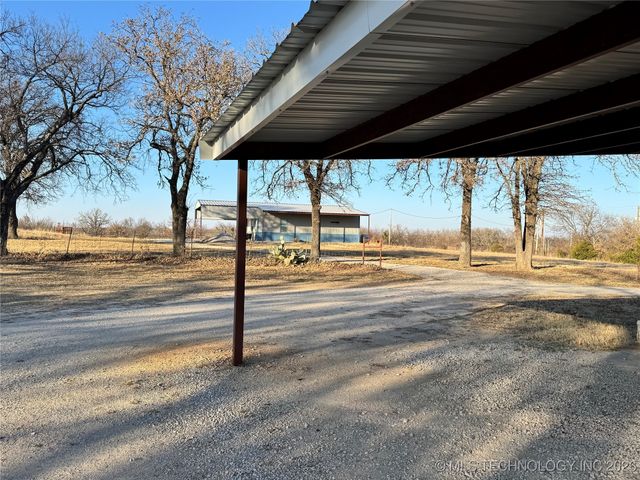3695 No Man Road, Healdton, OK 73438