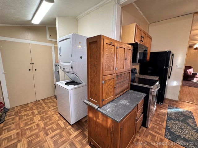 3695 No Man Road, Healdton, OK 73438