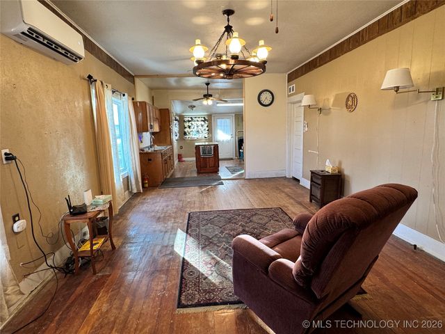 3695 No Man Road, Healdton, OK 73438