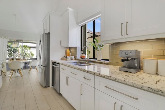 125 Harbourside Circle, Jupiter, FL 33477