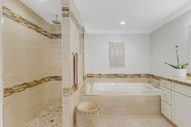 125 Harbourside Circle, Jupiter, FL 33477