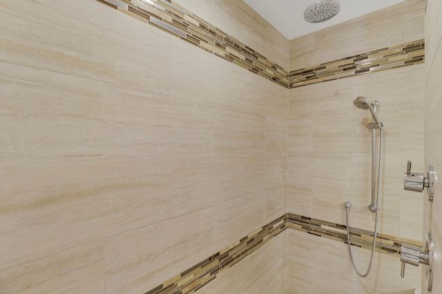 125 Harbourside Circle, Jupiter, FL 33477