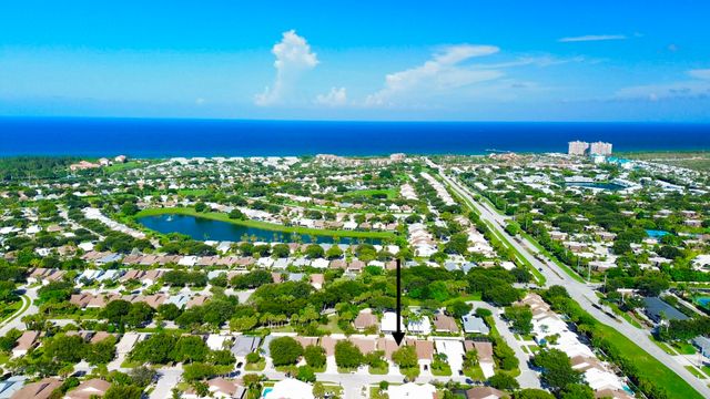 125 Harbourside Circle, Jupiter, FL 33477
