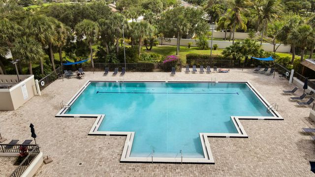 125 Harbourside Circle, Jupiter, FL 33477
