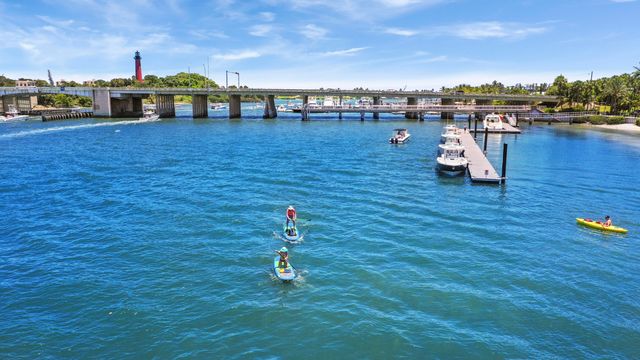 125 Harbourside Circle, Jupiter, FL 33477