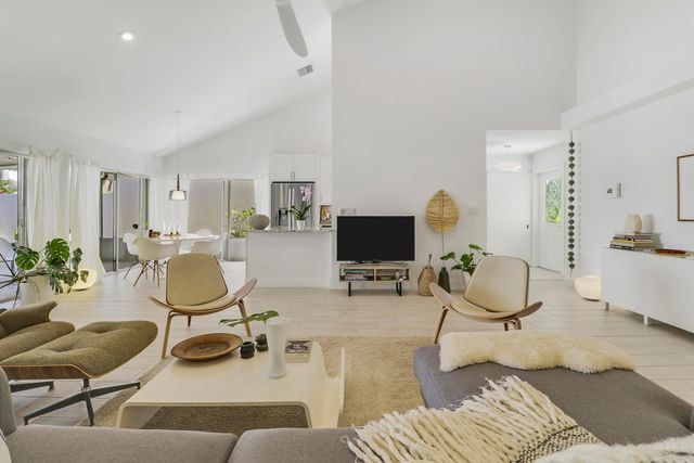 125 Harbourside Circle, Jupiter, FL 33477