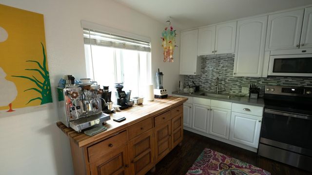 1105 Junipero Avenue, Redwood City, CA 94061