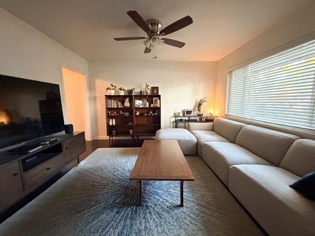 1105 Junipero Avenue, Redwood City, CA 94061