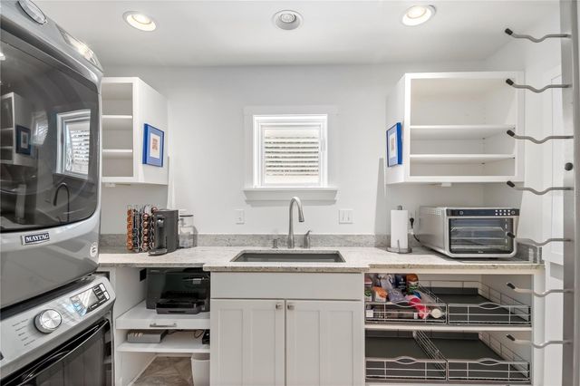 9760 W HIGHWAY 316, Reddick, FL 32686