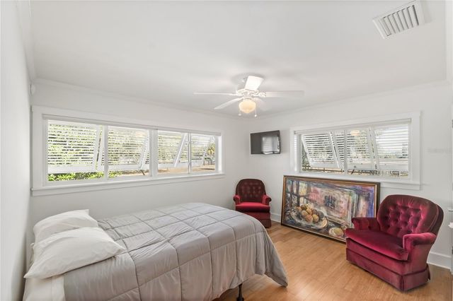 9760 W HIGHWAY 316, Reddick, FL 32686