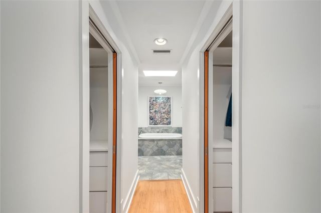 9760 W HIGHWAY 316, Reddick, FL 32686