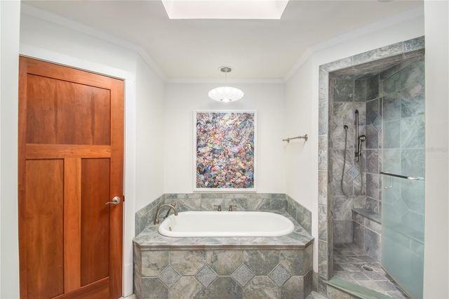 9760 W HIGHWAY 316, Reddick, FL 32686