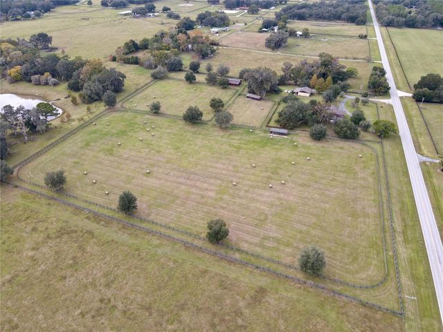 9760 W HIGHWAY 316, Reddick, FL 32686