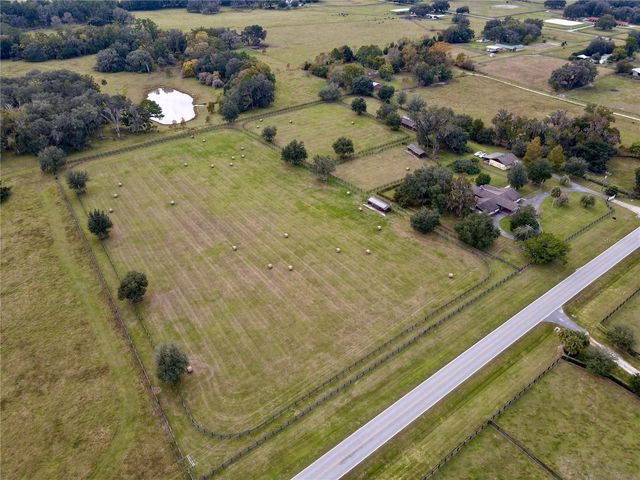 9760 W HIGHWAY 316, Reddick, FL 32686