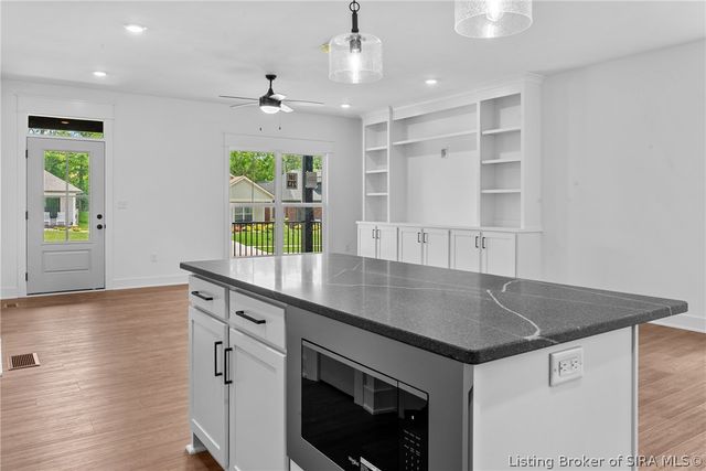 4640 Red Tail Ridge 213, Jeffersonville, IN 47130