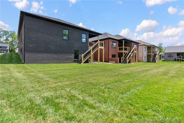 4640 Red Tail Ridge 213, Jeffersonville, IN 47130