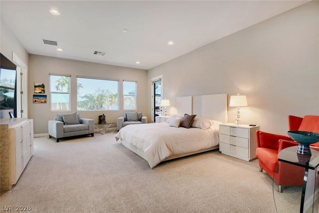 8494 Wolf Mountain Court, Las Vegas, NV 89129