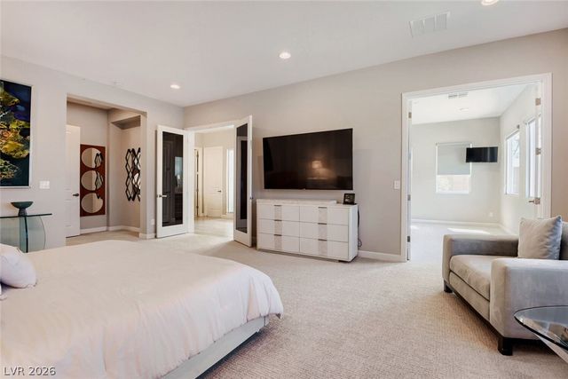 8494 Wolf Mountain Court, Las Vegas, NV 89129