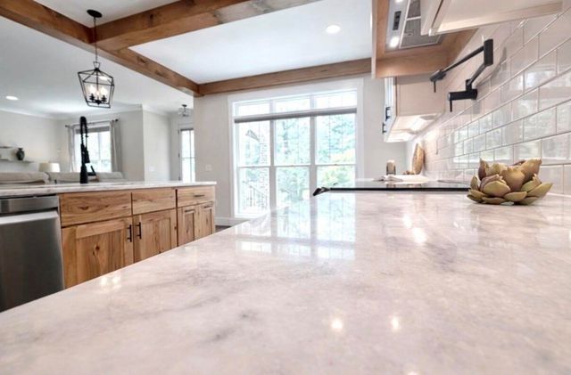 603 W Blue Spring Drive, Chatsworth, GA 30705