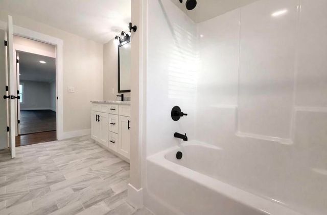 603 W Blue Spring Drive, Chatsworth, GA 30705