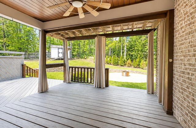 603 W Blue Spring Drive, Chatsworth, GA 30705