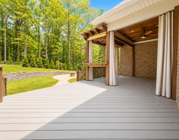 603 W Blue Spring Drive, Chatsworth, GA 30705