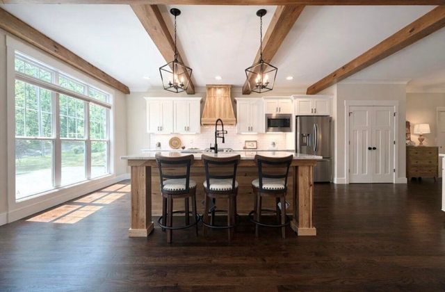 603 W Blue Spring Drive, Chatsworth, GA 30705